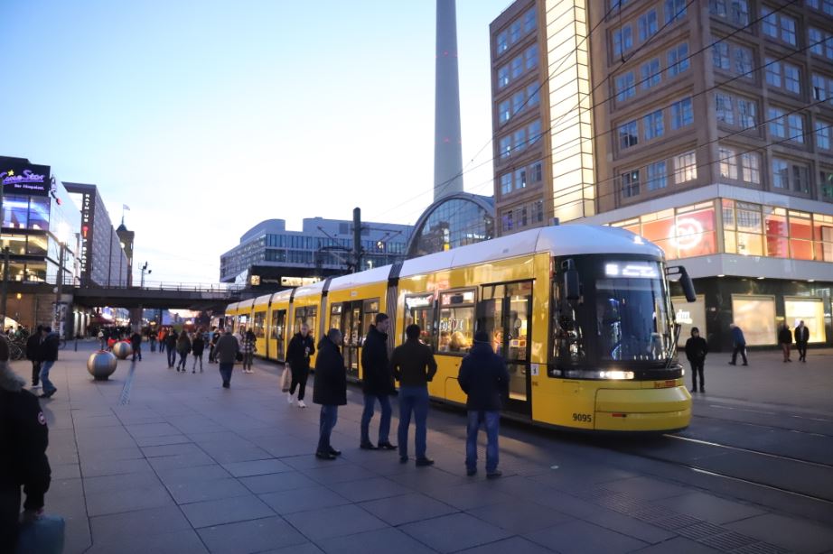 Relief for the public transport sector? German government provides 2.5  billion euros for public transport - up to 100 billion Europe-wide? - Urban  Transport Magazine