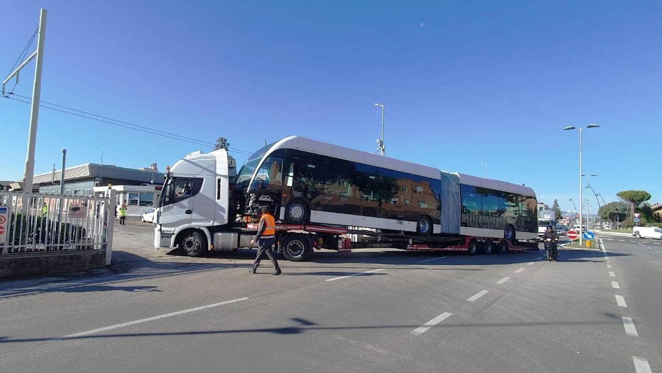 Van Hool ExquiCity Trolleybusse für Metromare in Rimini - Urban Transport Magazine