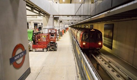 First Passenger Trains Complete Journeys On Londons New Northern Line