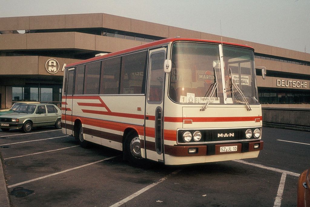 Ikarus is back to Germany. Two new 2-door 120e buses leased - Sustainable  Bus