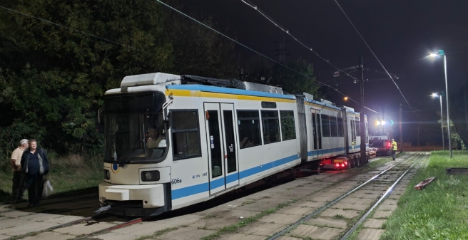 Two Jena trams arrived in Łódź in the morning hours of 1 October 2023 I © Pawel Kazmierczak